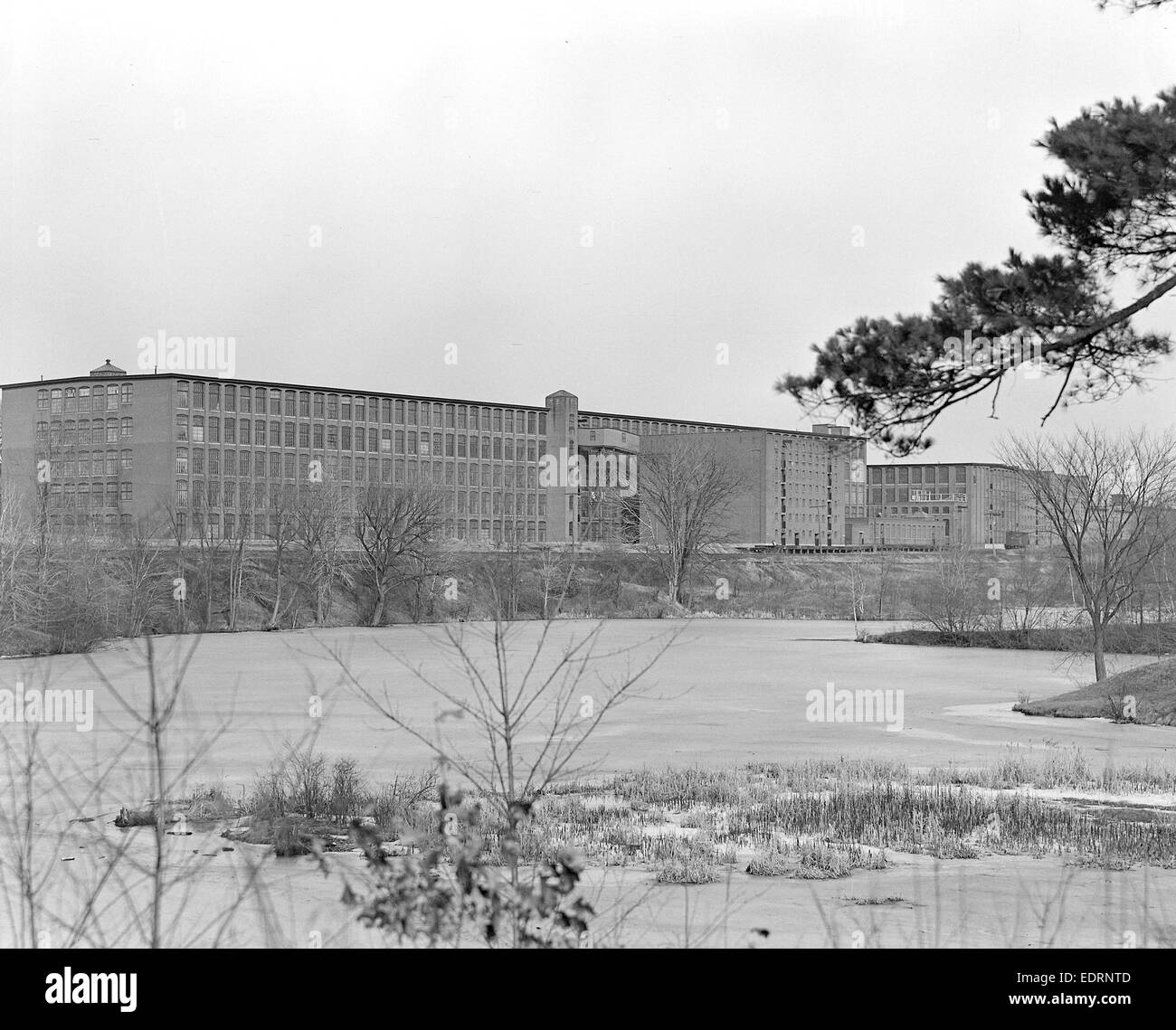 Mt. Holyoke, Massachusetts - Scenes. West Boylston Manufacturing Company, 1936, Lewis Hine, 1874 - 1940 Stock Photo