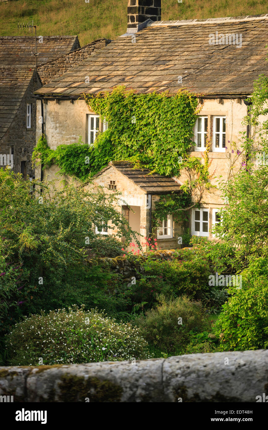 Typical Cottage Hebden Craven North Yorkshire England Stock Photo