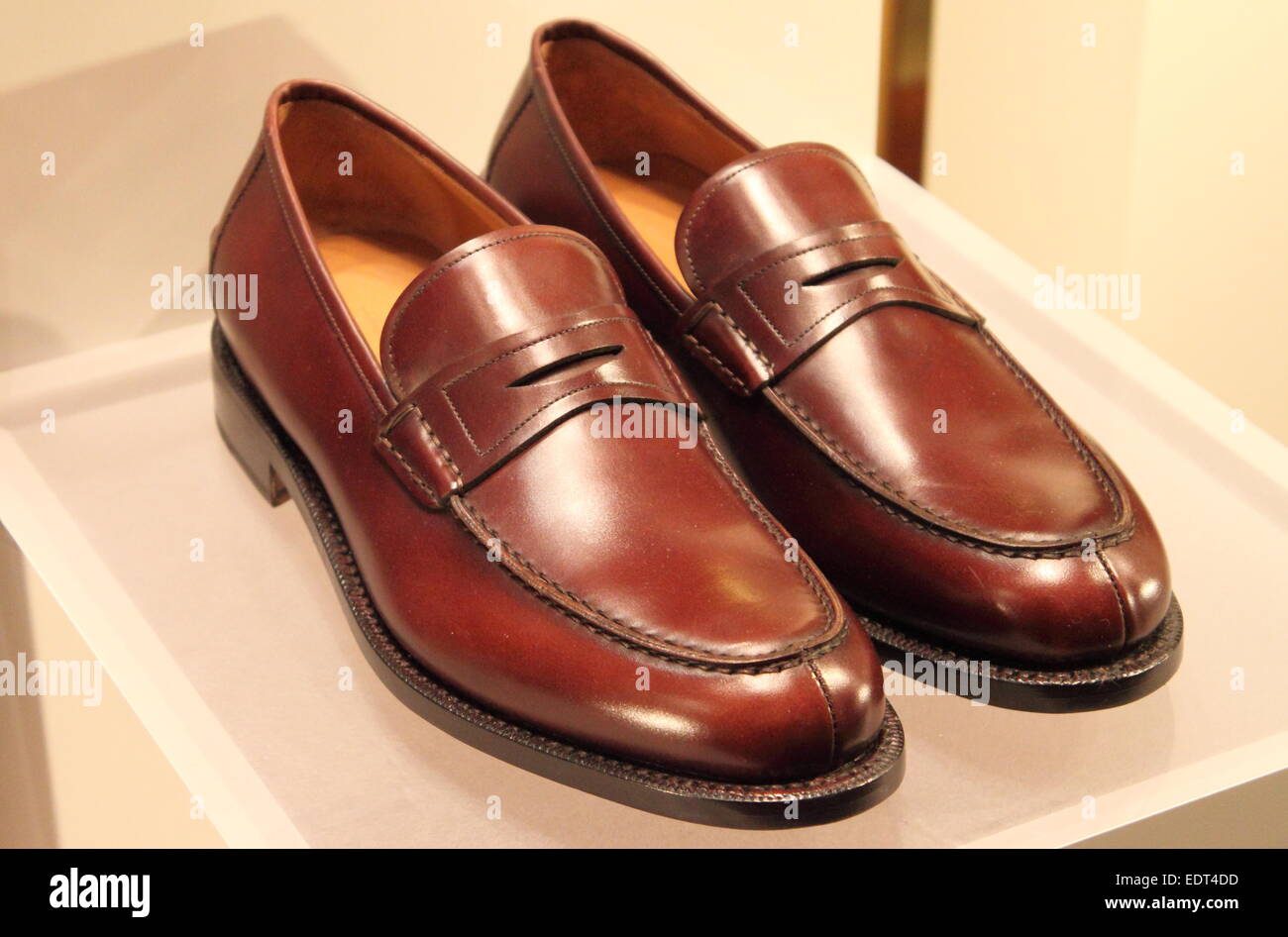 italian style brown leather men shoes Stock Photo - Alamy