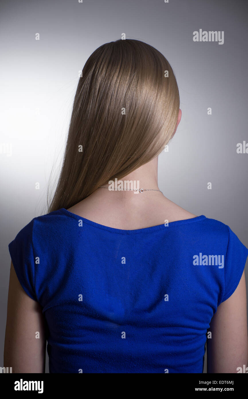 Back of girls head hi-res stock photography and images - Alamy