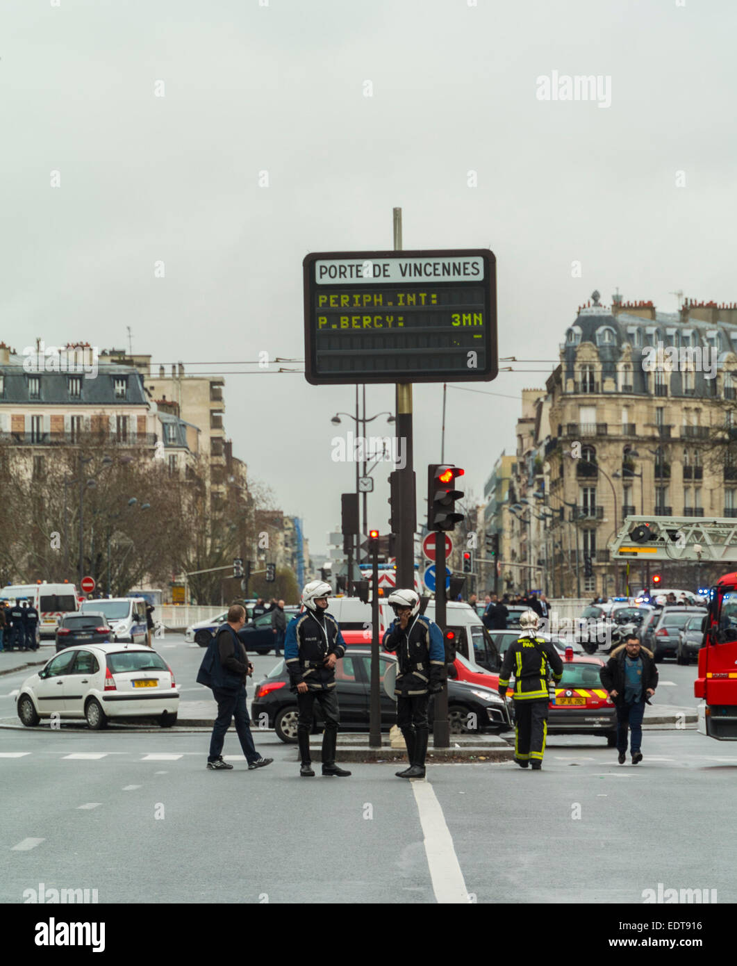 Paris, France. Views, Police Intervention, Securing Sector, Street Scene, After Anti-Semitism Terrorist Shooting, at a local kosher supermarket. t Roundabout Stock Photo