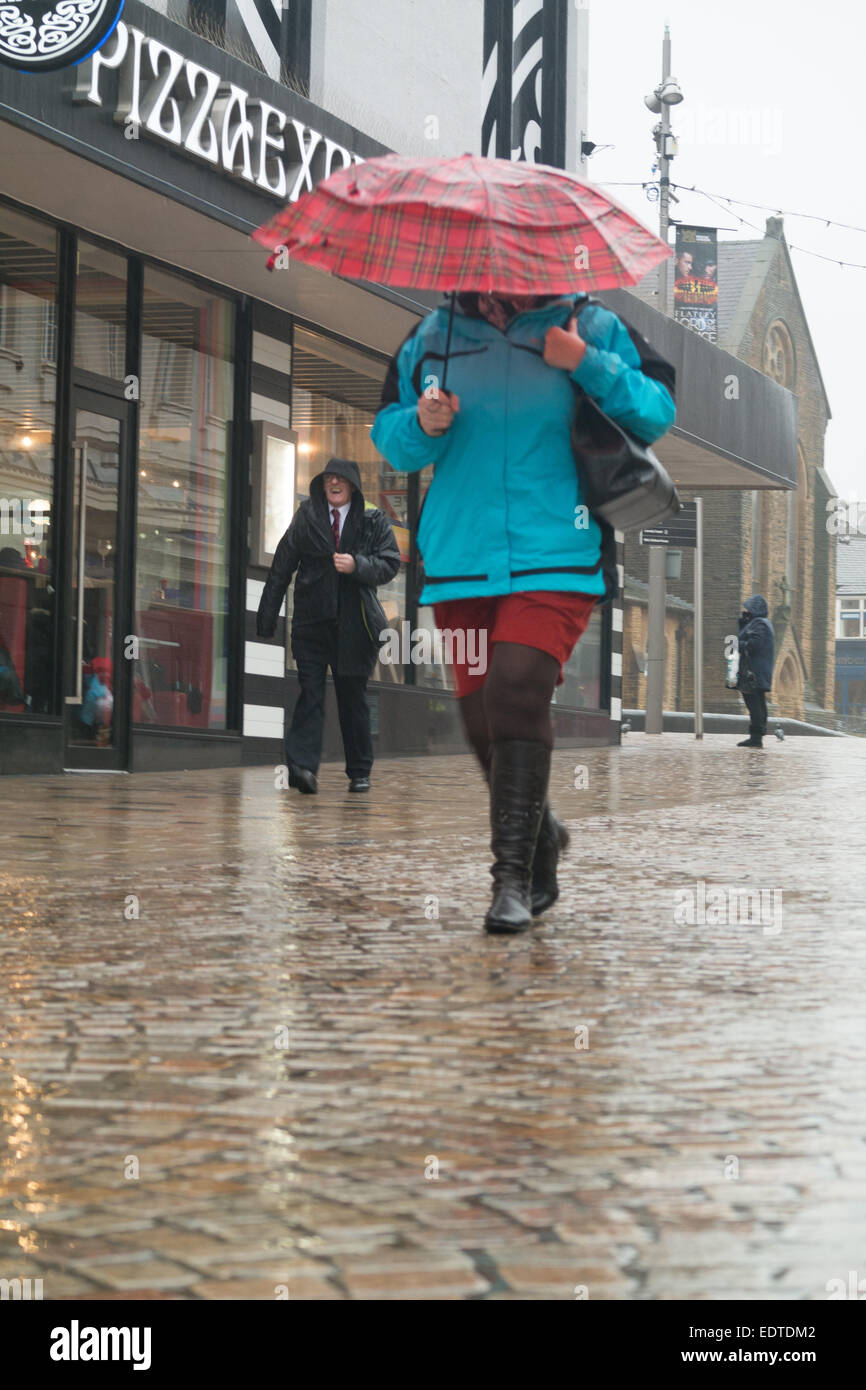 Blackpool, Lancashire, UK. 9th January, 2015. Weather news; Very heavy ...