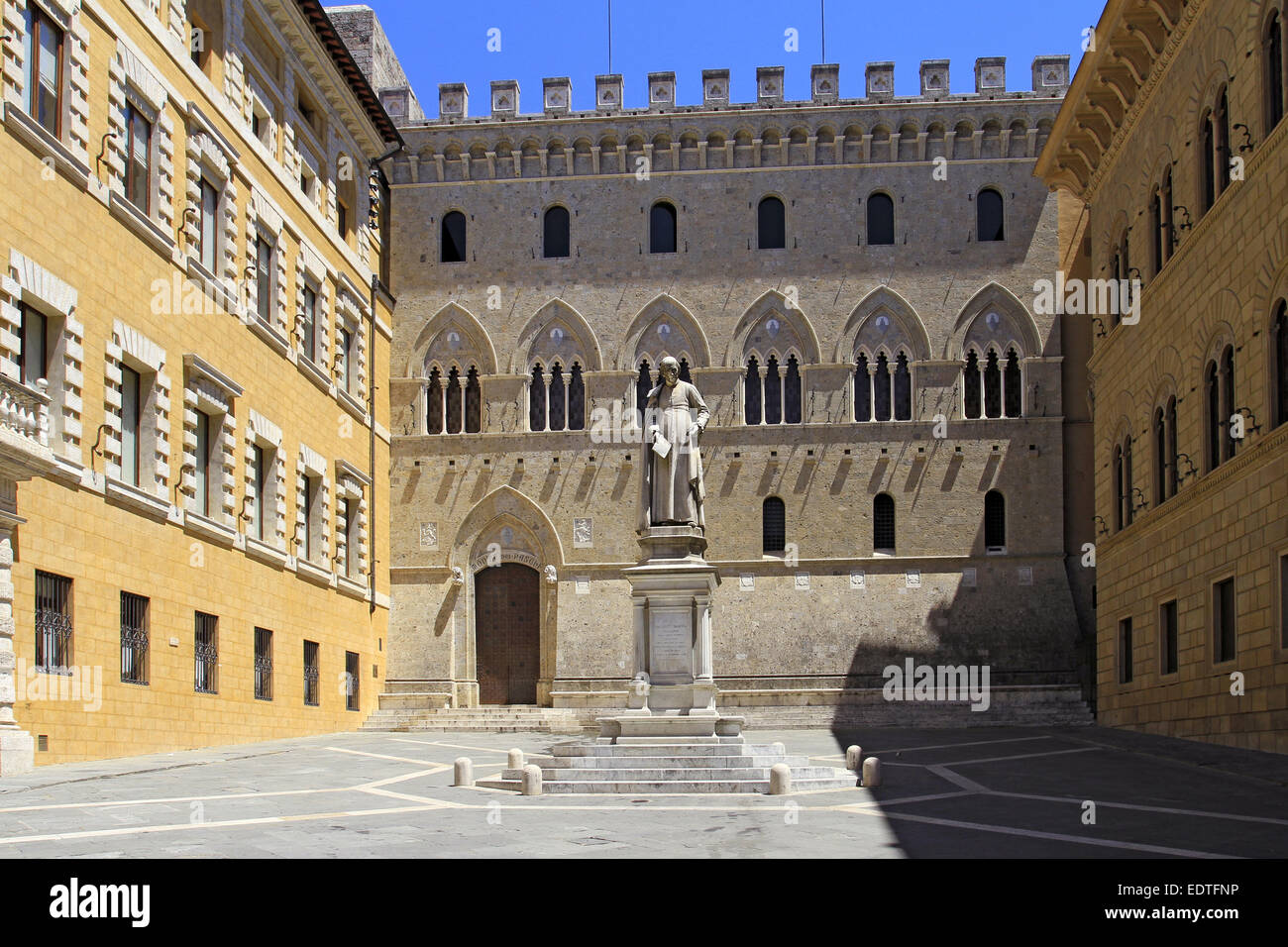 Italien, Toskana, Siena, Banca Monte dei Paschi di Siena ...