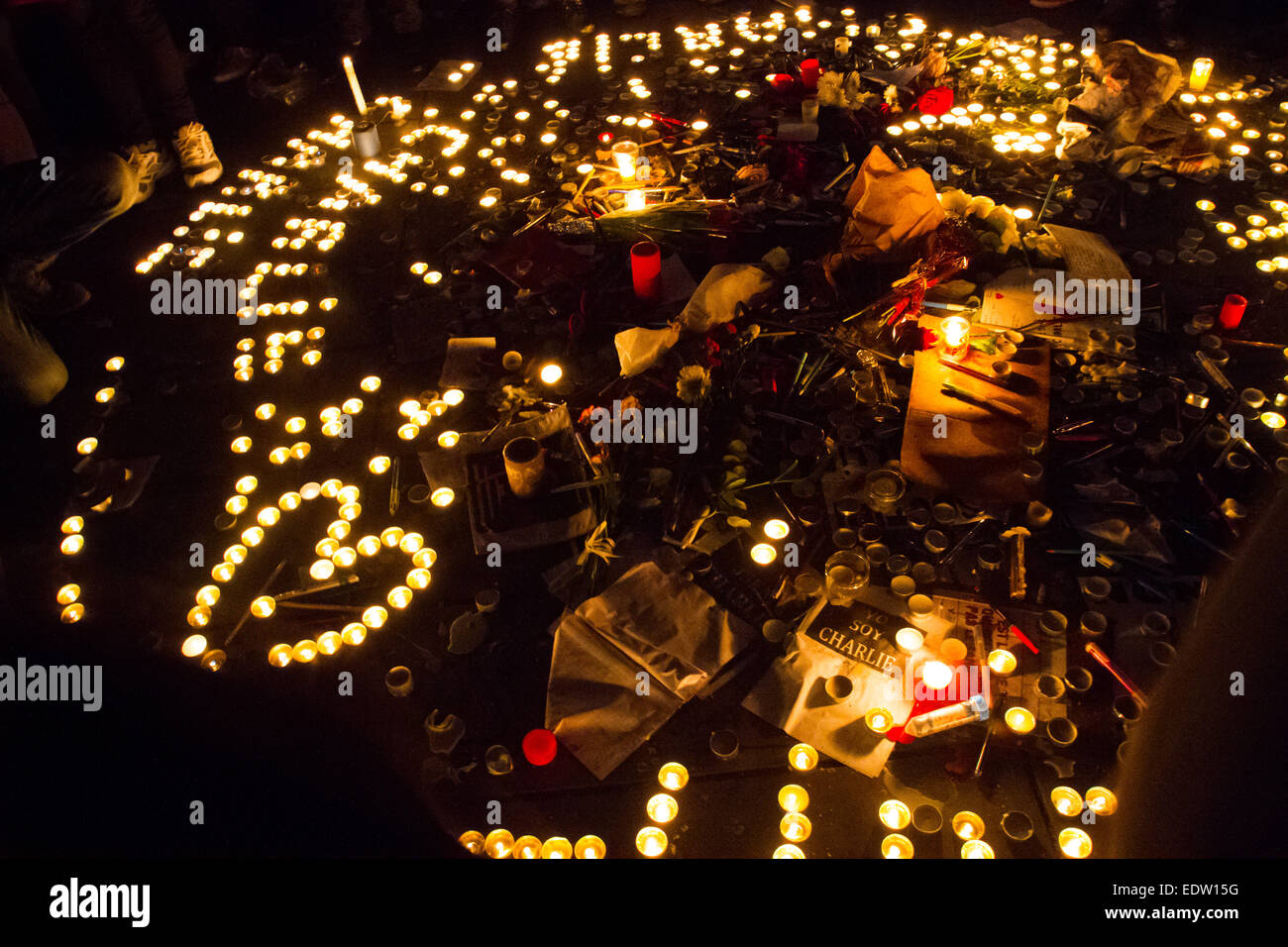 World Event In 2015 Paris, France. 8th January, 2015. Peaceful protest in Place de la ...