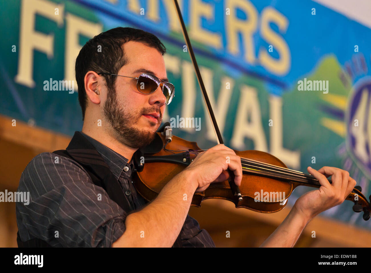 CARAVAN OF THIEVES performs at the 2014 FOUR CORNERS FOLK FESTIVAL - COLORADO Stock Photo