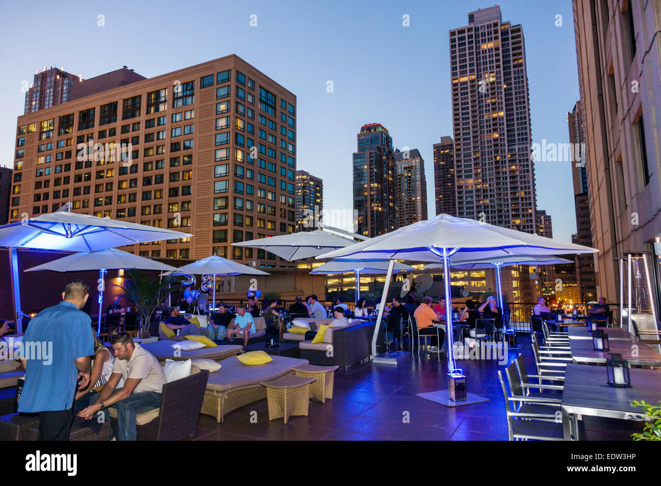 Chicago Illinois,North River,North Rush Street,Conrad Hilton,hotel,Terrace Rooftop Bar,restaurant restaurants food dining cafe cafes,al fresco sidewal Stock Photo