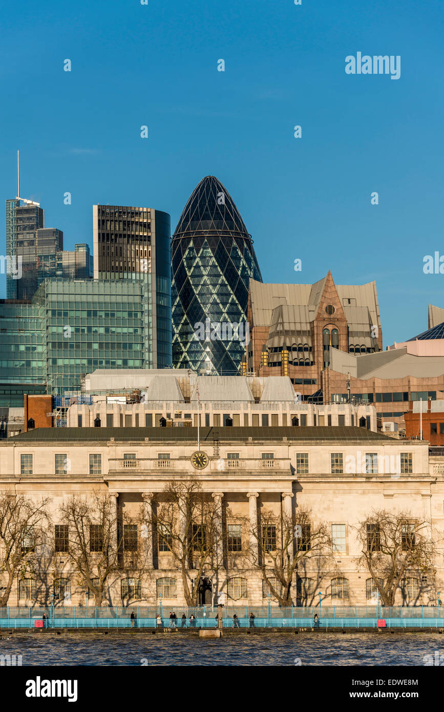 Looking past Custom House to the City of London including the Gherkin, Minster Court and the Willis Building Stock Photo