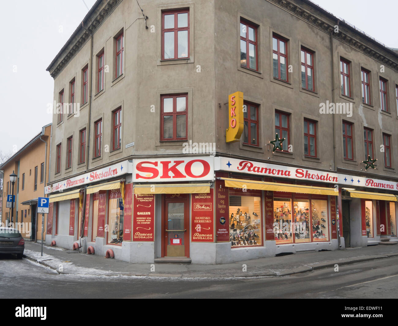 Ramona Skosalong shoe shop in Grunerlokka Oslo Norway, typical building  facade in the popular downtown area Stock Photo - Alamy