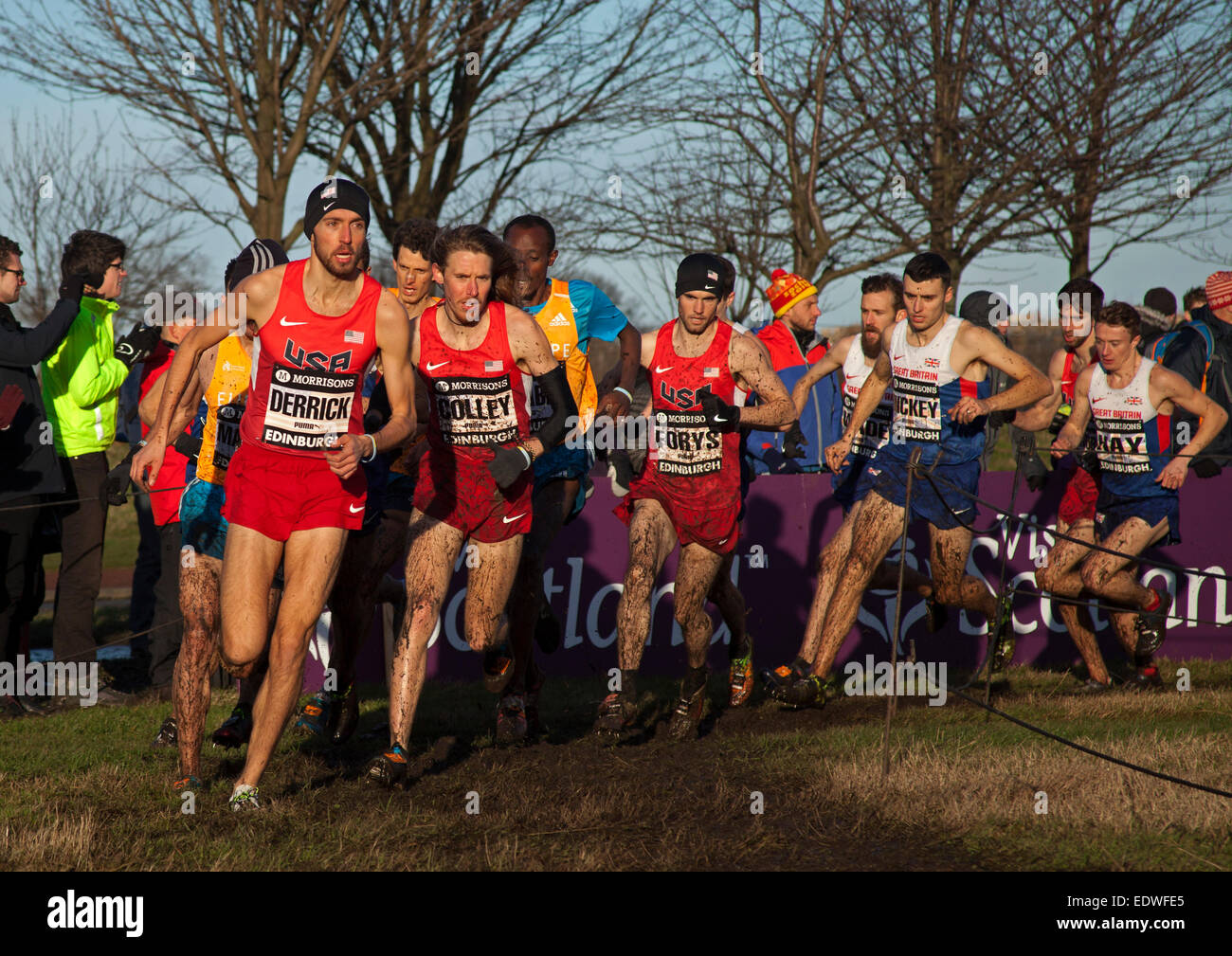 Edinburgh Holyrood Park, Scotland UK 10 January 2015. Action shots from Great Edinburgh Cross Country races. Winner Great Edinburgh XCountry Senior Men's 8km race was Chris Derrick USA. Stock Photo