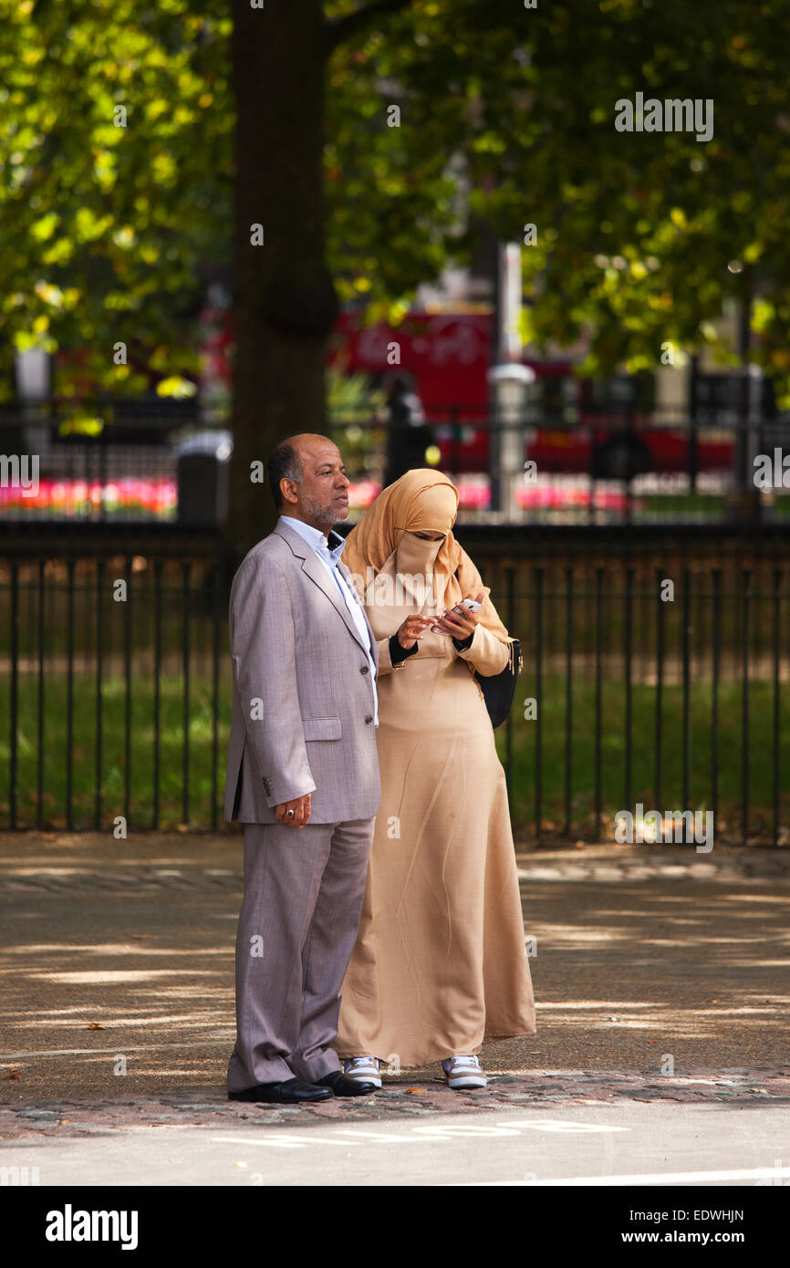 Couple in Hyde Park London Stock Photo