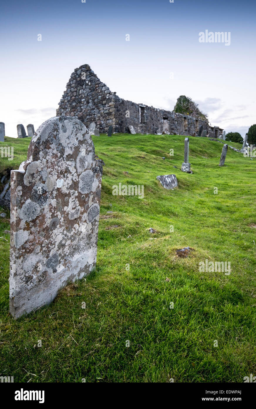 The graveyard at Cill Chriosd, a ruined 16th century church near Broadford on the Isle of Skye, Scotland, UK Stock Photo