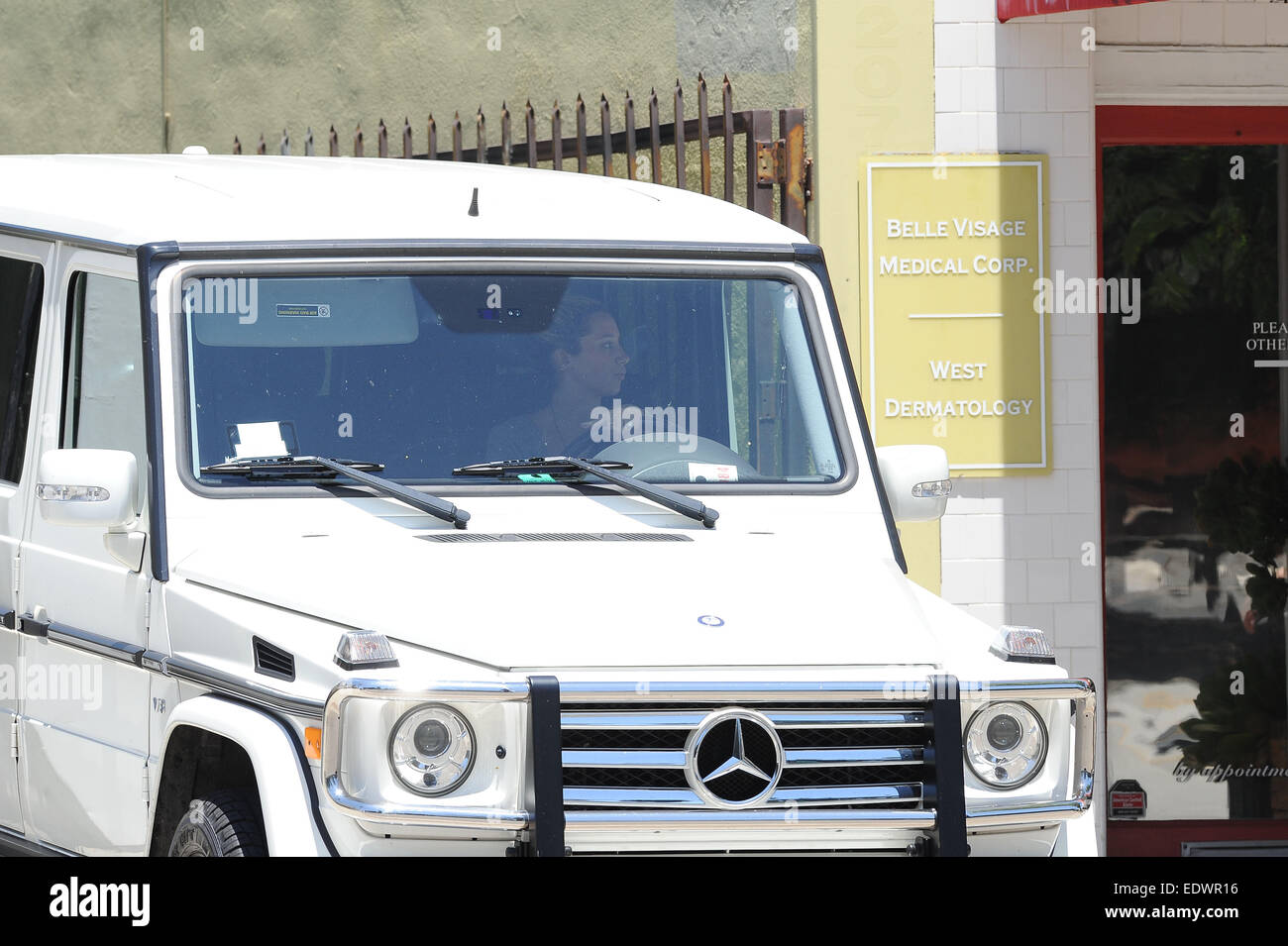 Ashley Tisdale pulls up in her white Mercedes-Benz to go to the skin care  salon Featuring: Ashley Tisdale Where: Los Angeles, California, United  States When: 08 Jul 2014 Stock Photo - Alamy