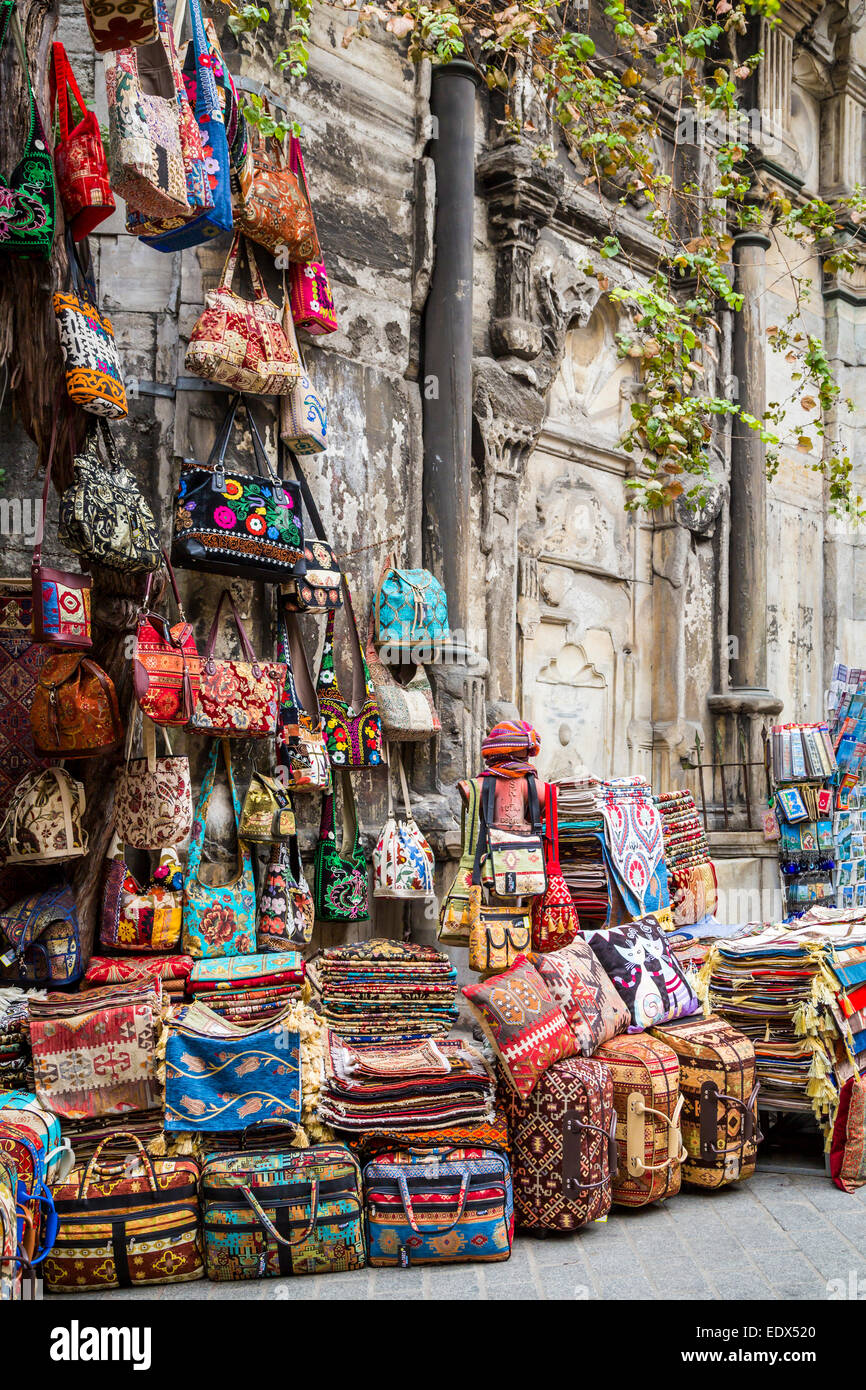 Handbag shop in the Grand Bazaar Istanbul Turkey Stock Photo - Alamy