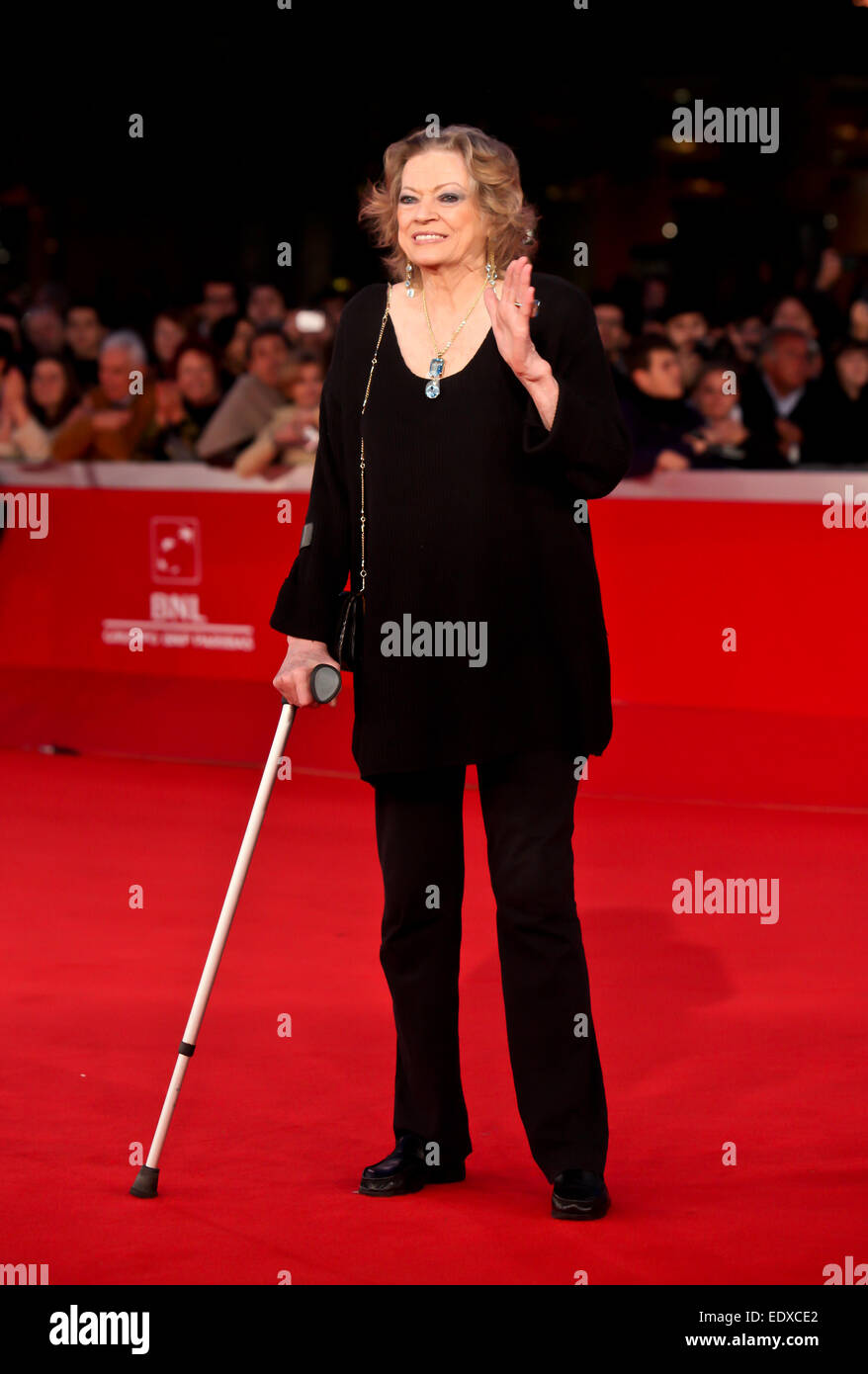 Actress Anita Ekberg attends the premiere of the new version of 'La Dolce Vita' during the 5th  International Rome Film Festival at Auditorium Parco della Musica in Rome, Italy, 30 October 2010. Photo: Hubert Boesl Stock Photo