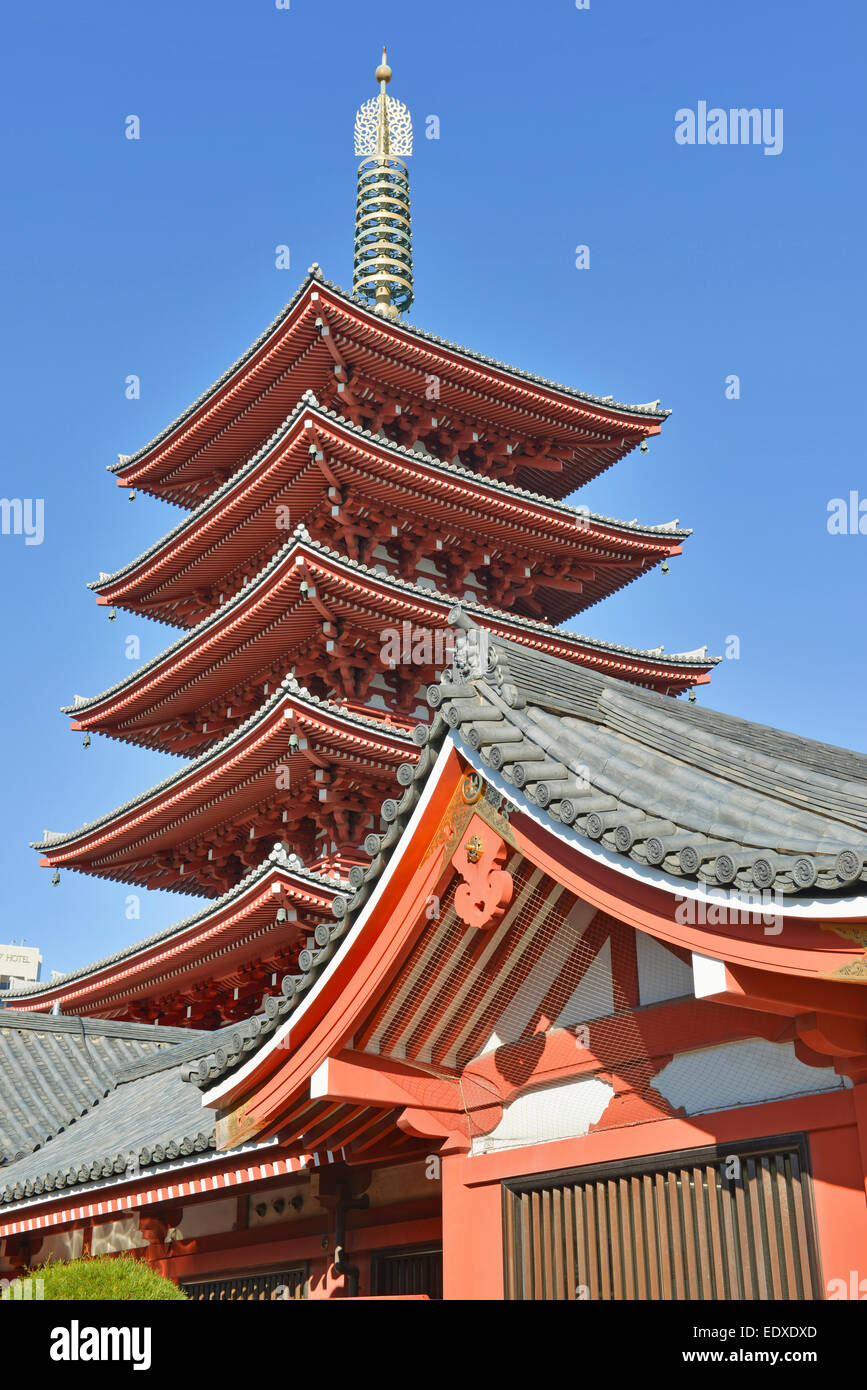 Traditional Japanese architecture, Sensoji Temple in Asakusa, Tokyo Japan Stock Photo