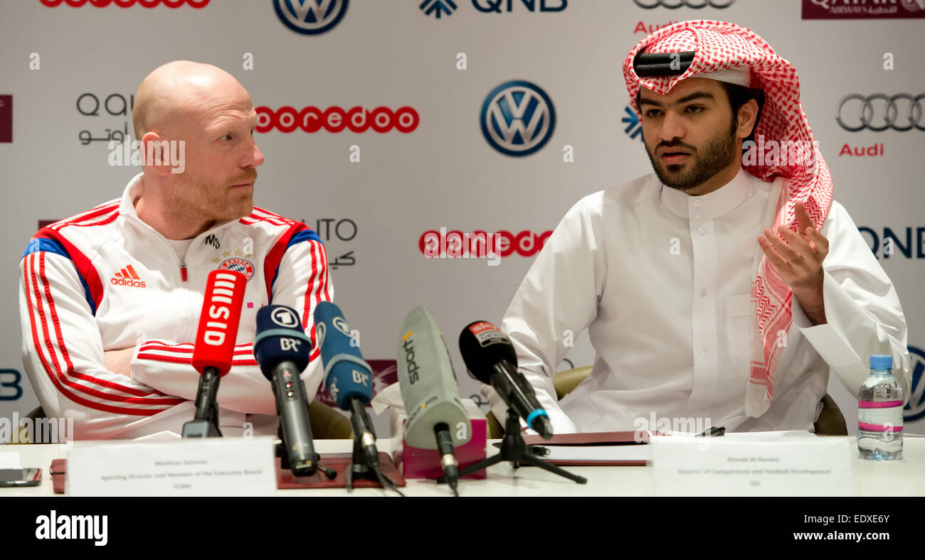 Doha, Qatar. 11th Jan, 2015. Munich's sporting director Matthias Sammer (L) and Ahmed Al-Harami, QSL Director of Competitions and Football Development, attend a press conference in Doha, Qatar, 11 January 2015. Bayern Munich stays in Qatar until 17 January 2015 to prepare for the second half of the German Bundesliga season. PHOTO: SVEN HOPPE/dpa/Alamy Live News Stock Photo