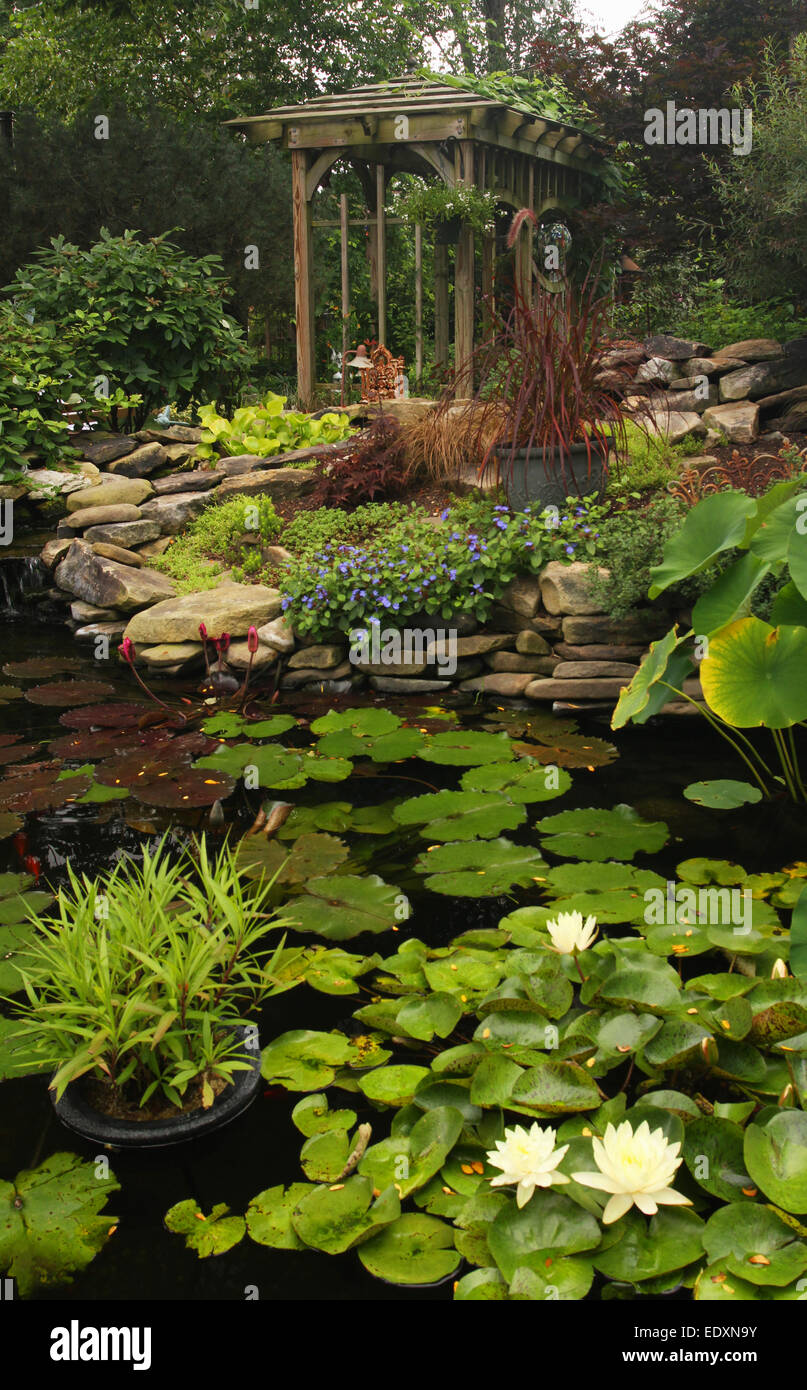 Backyard gardens hires stock photography and images Alamy