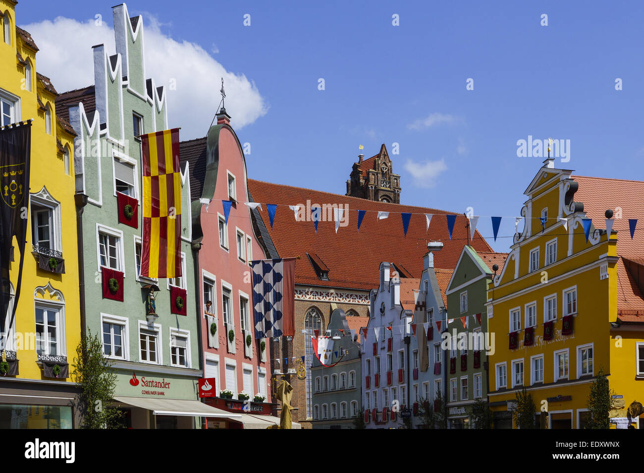Bunte Fassaden an den Häusern in der Altstadt von Landshut, Bayern, Deutschland, Europa, Colorful facades of buildings in the Ol Stock Photo