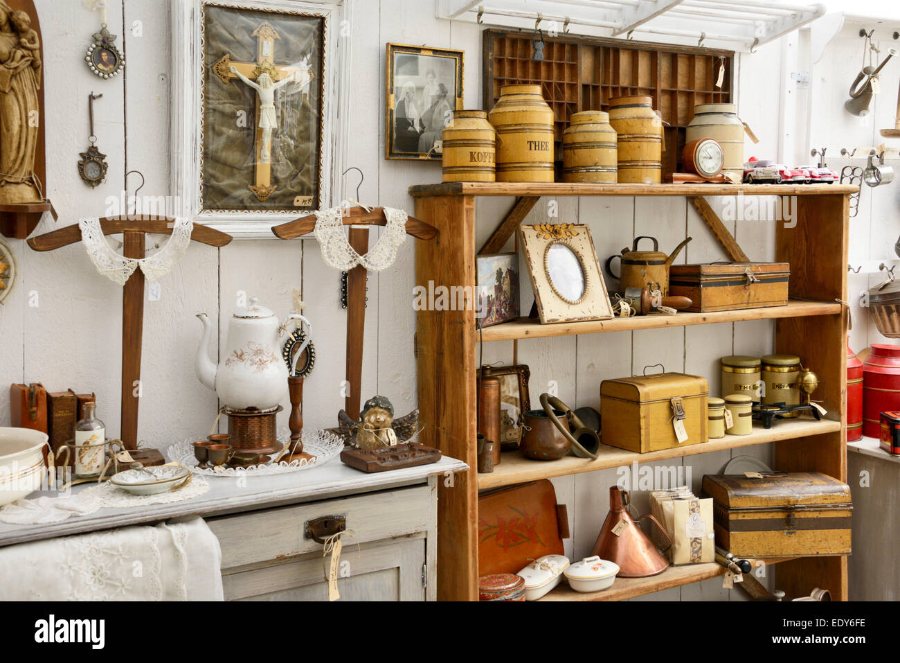 Antique shop with traditional Dutch household items, Waagplein Square