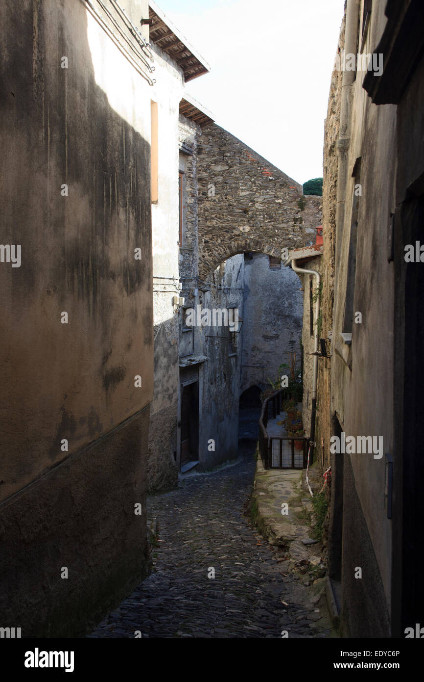 The witches village of Triora, Imperia, Liguria, Italy Stock Photo - Alamy