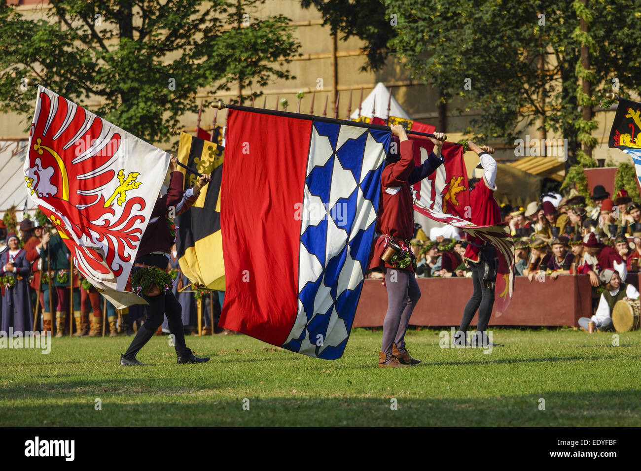 Mittelalterliche Spiele während der Landshuter Hochzeit in Landshut, Niederbayern, Bayern, Deutschland, Europa, Medieval games d Stock Photo