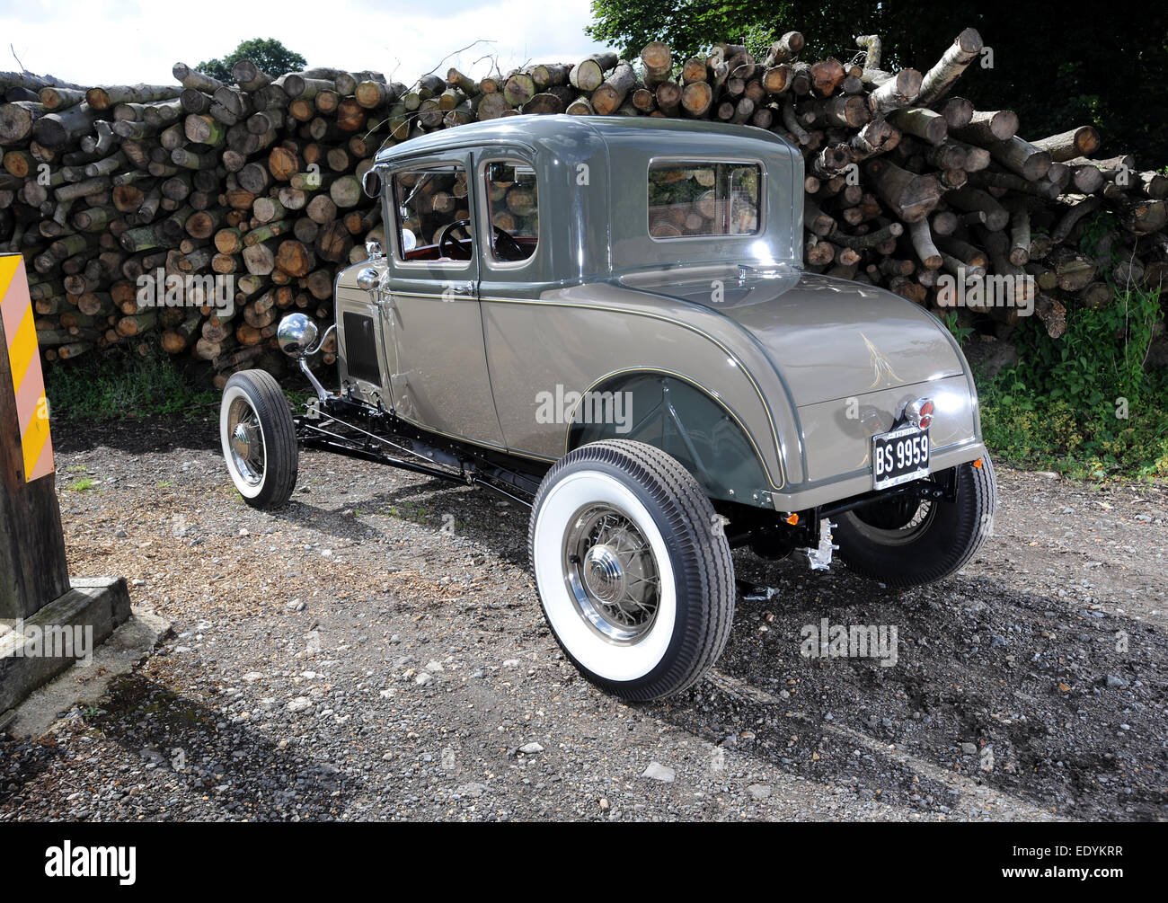 1930s Ford Model A 'High Boy' style fenderless 5 window hot rod car ...