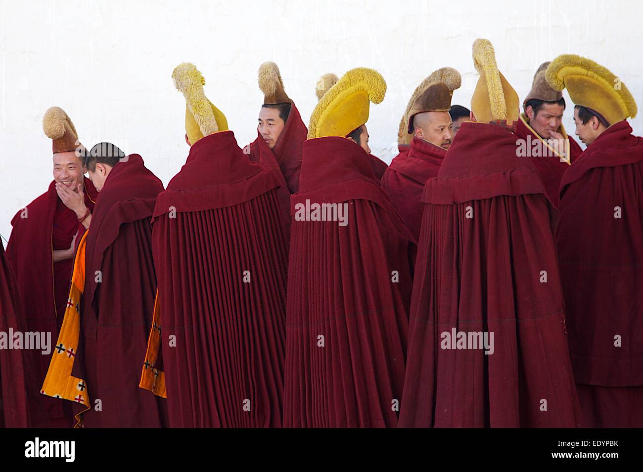Monks gossiping in Labrang Monastery Stock Photo