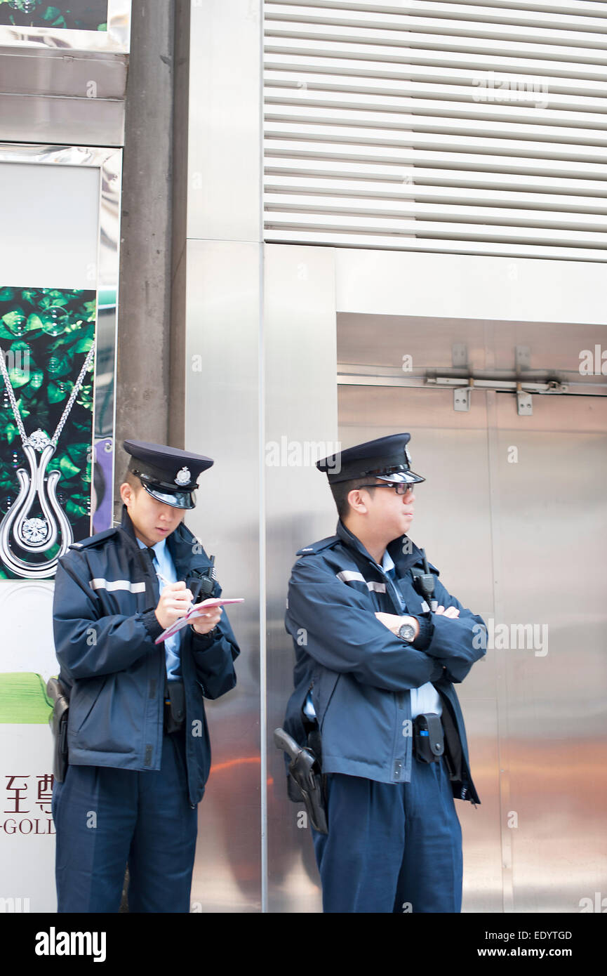 Hong Kong police policemen. credit: LEE RAMSDEN / ALAMY Stock Photo