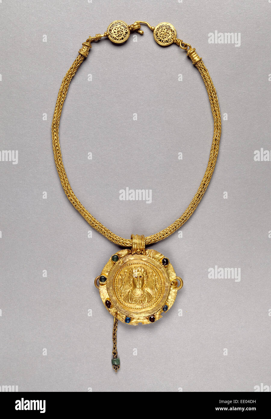 necklace hires stock photography and images Alamy