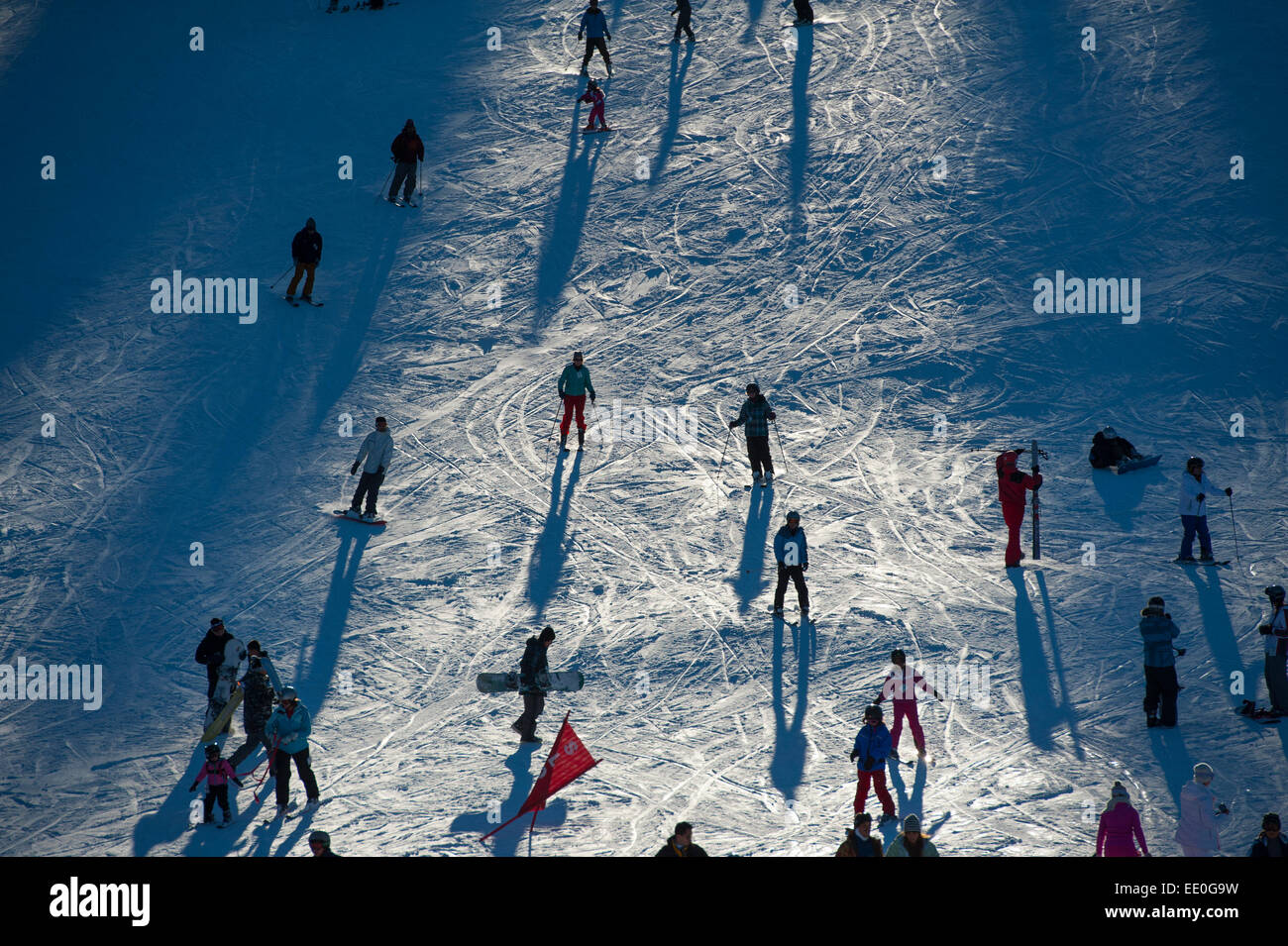 USA, California CA Lake Tahoe Winter Skiing snow boarding at Sierra at Tahoe resort Stock Photo