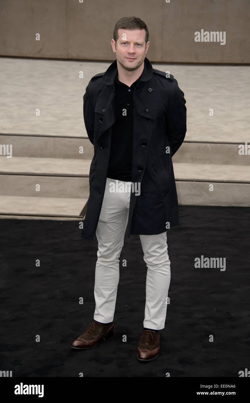 Dermot O'Leary at the Burberry Prorsum fashion show Stock Photo - Alamy
