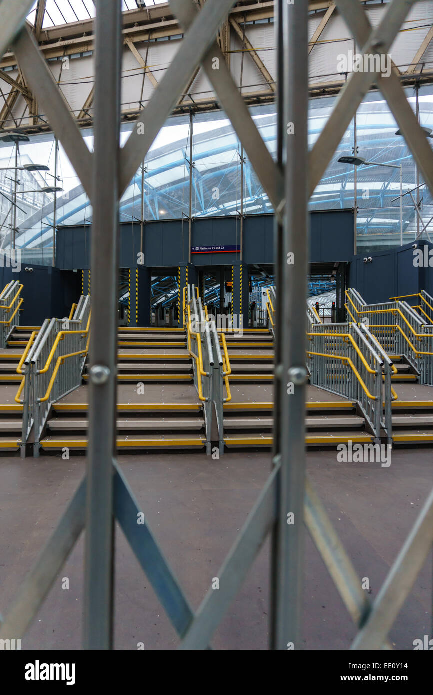 The new platforms yet to be opened at London Waterloo Stock Photo