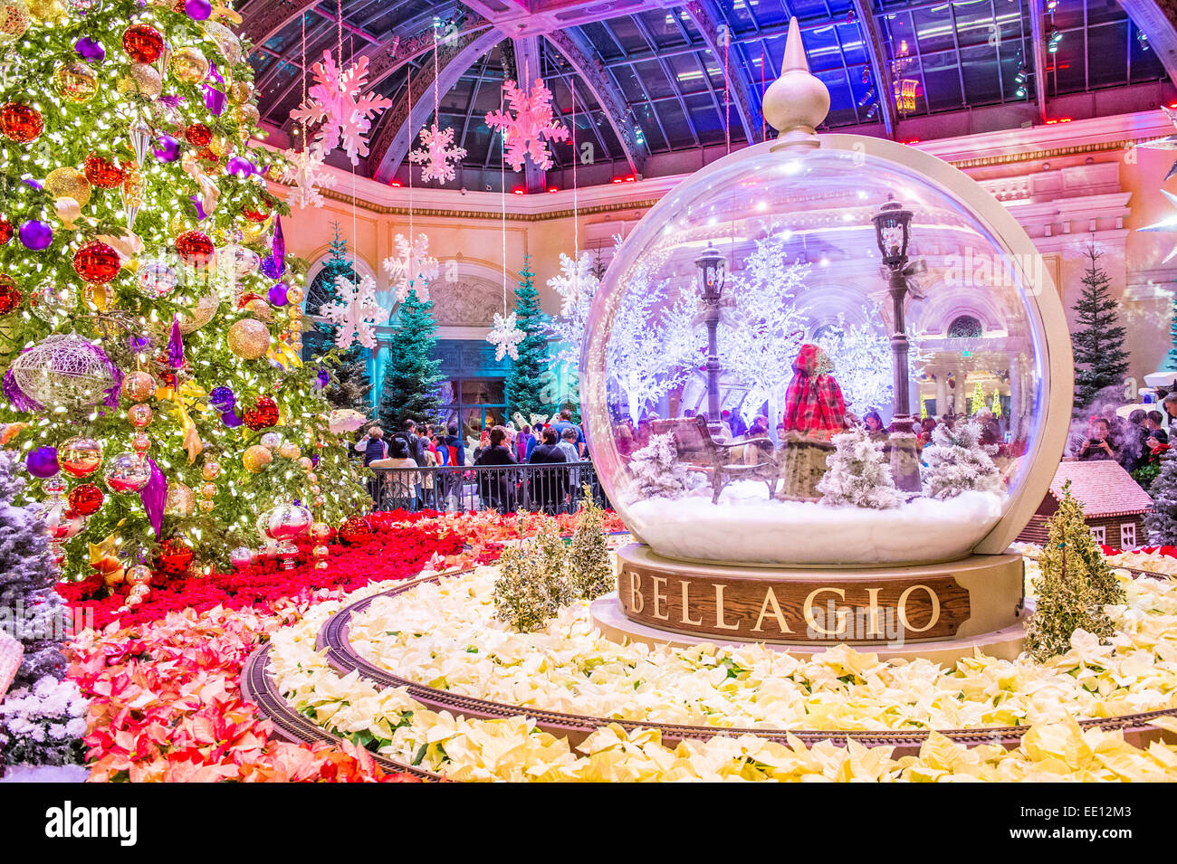 Las Vegas Bellagio Christmas High Resolution Stock Photography And Images Alamy