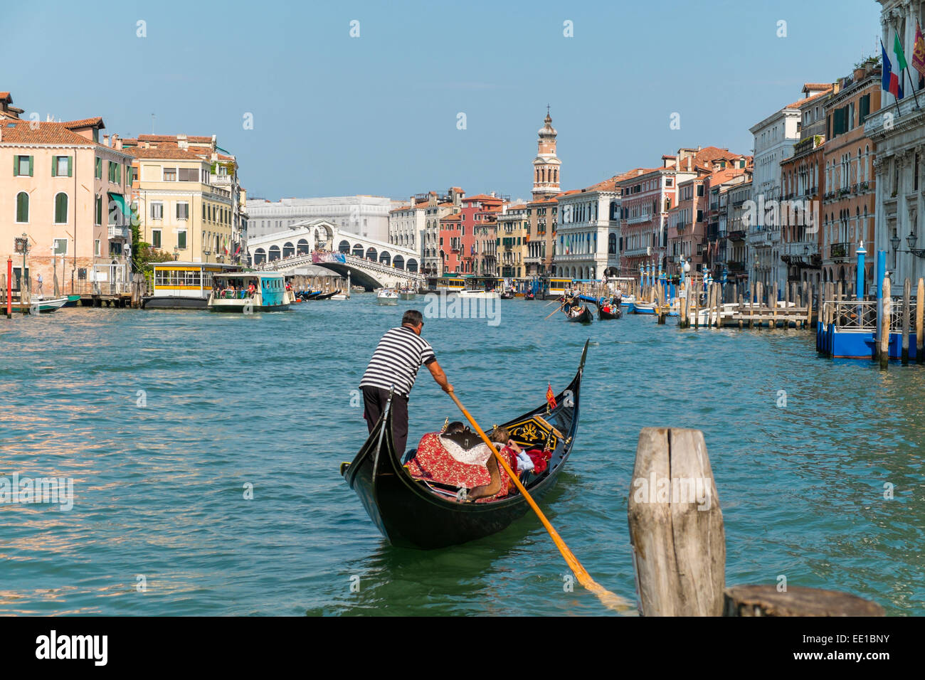 Rialto Bridge, Canal Grande, Grand Canal, with gondolas, Venice, Veneto Region, Italy Stock Photo