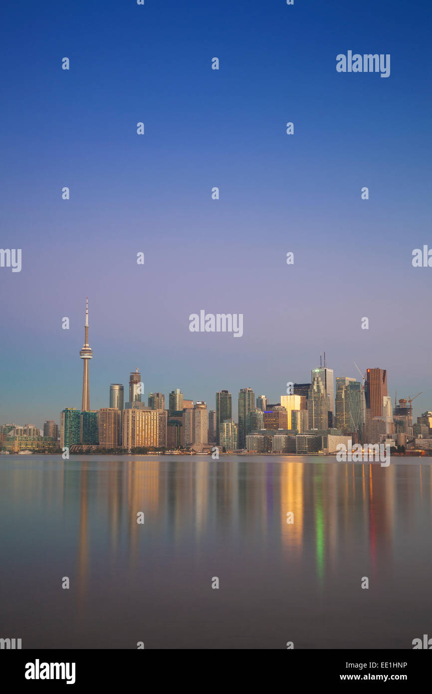 Cn tower toronto copyspace hi-res stock photography and images - Alamy