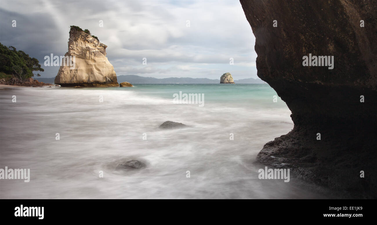 Rock outcrops at Cathedral Cove, Coromandel Peninsula, North Island, New Zealand, Pacific Stock Photo