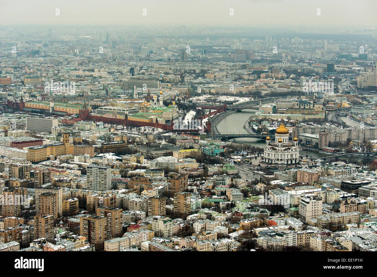 Москва пасмурно. Вид на москву ночью. Самара (город). Москва будущего ночью. Столица оказаться.