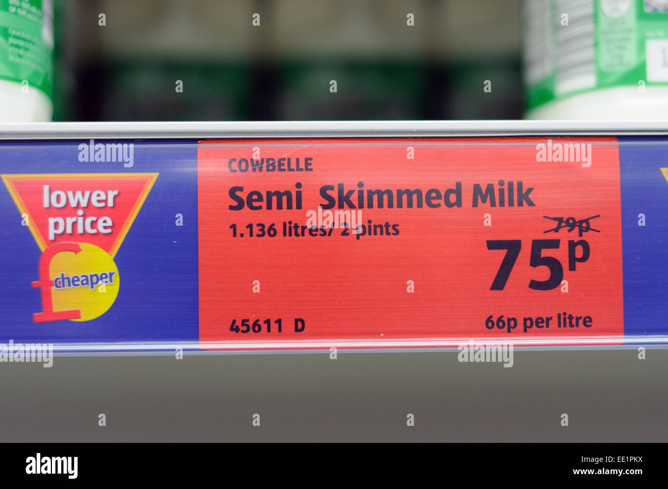 Supermarket milk uk aldi hires stock photography and images Alamy