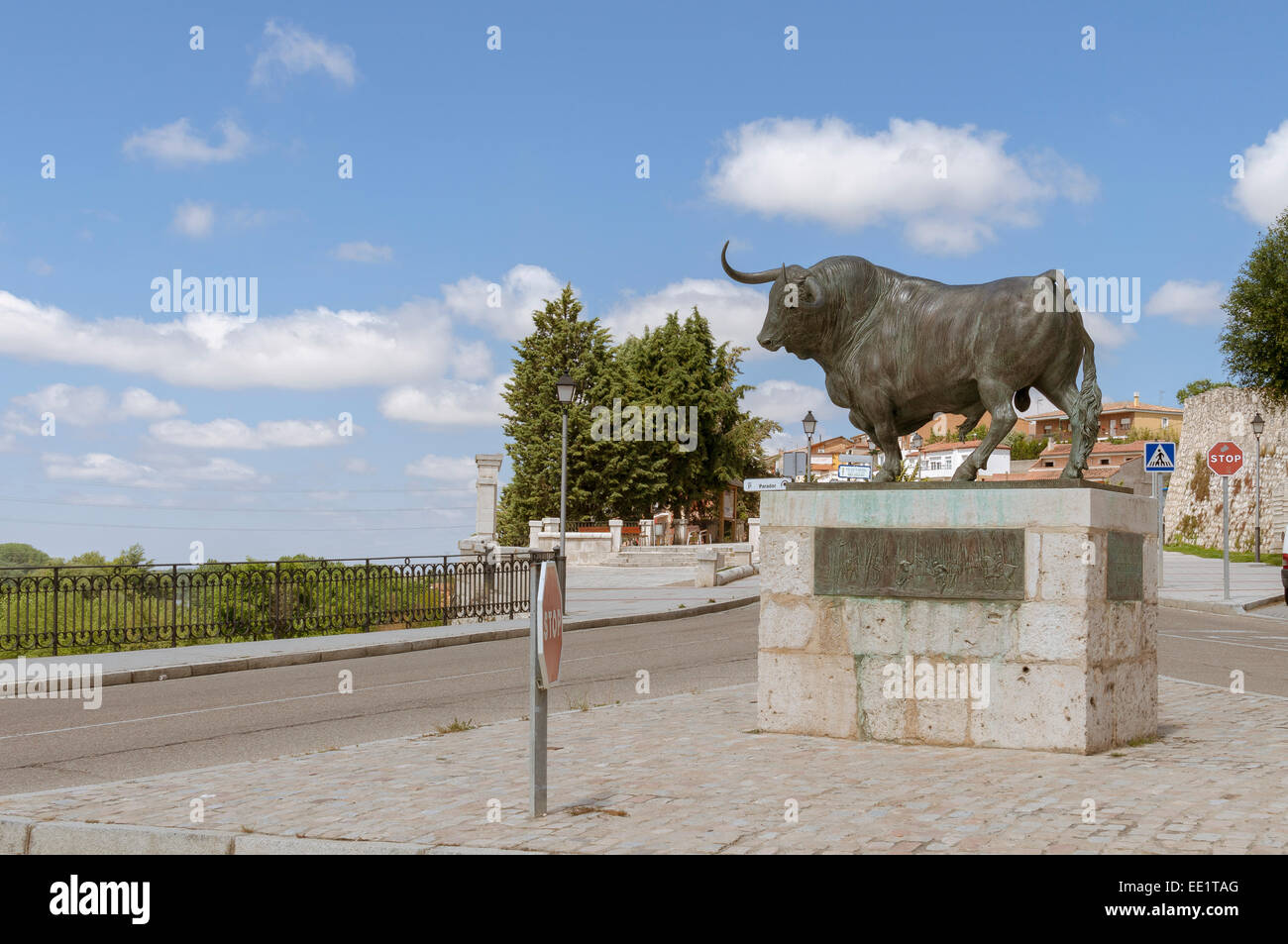 Statue bronze of Toro de la Vega, Tordesillas, Castilla y León, Spain. Stock Photo