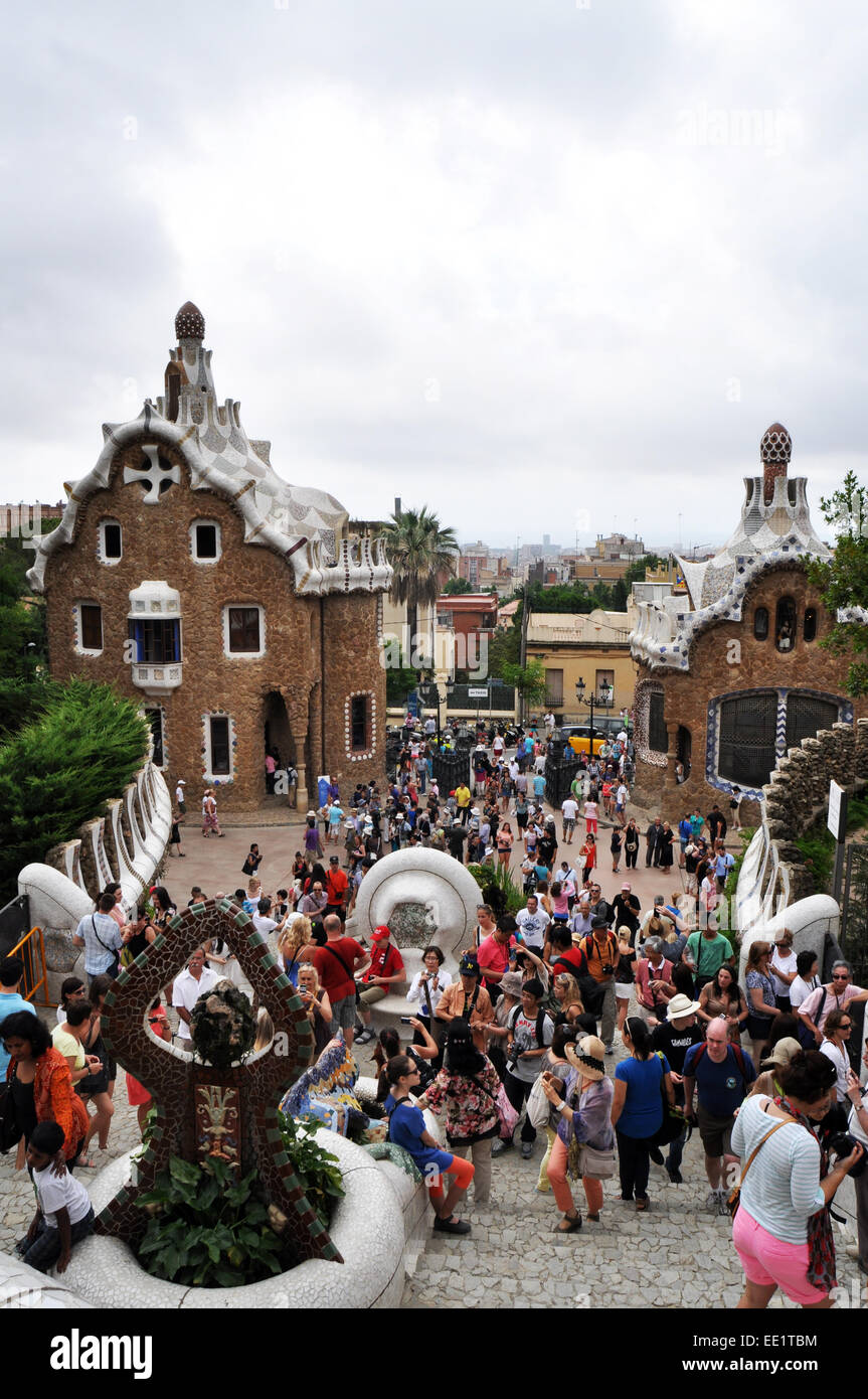 Summer crowds at Park Güell Gaudí Barcelona Stock Photo