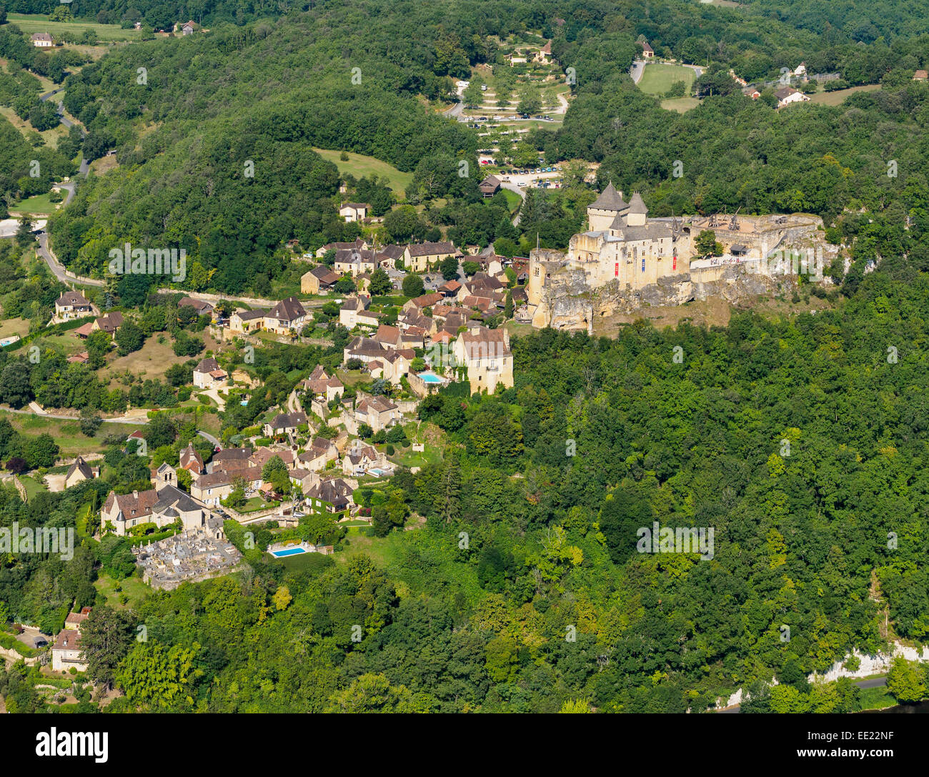 Aerial view: Village and castle of Castelnaud-la-Chapelle in the Périgord region Stock Photo