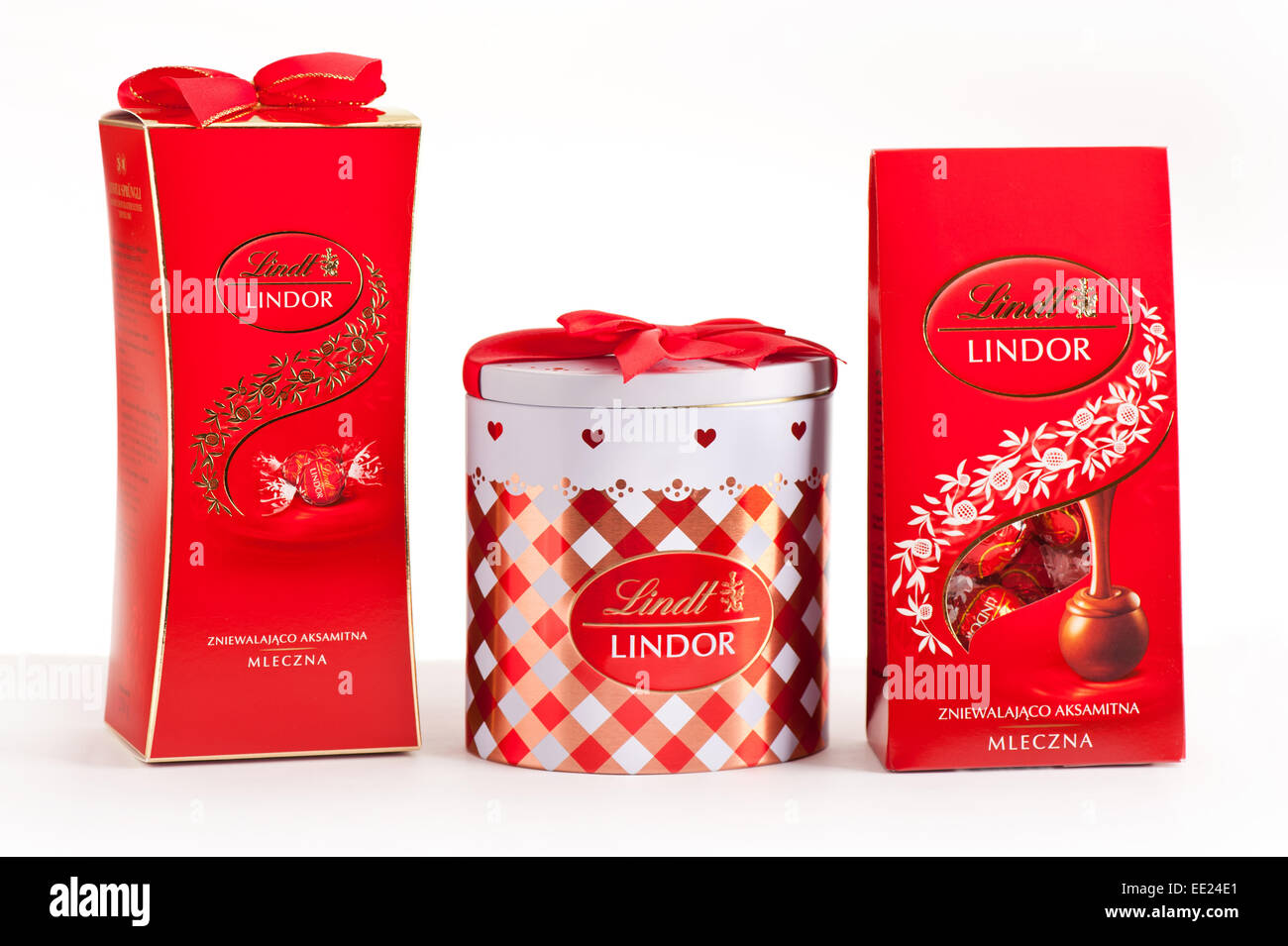 Lindt packs Lindor milk pralines Stock Photo