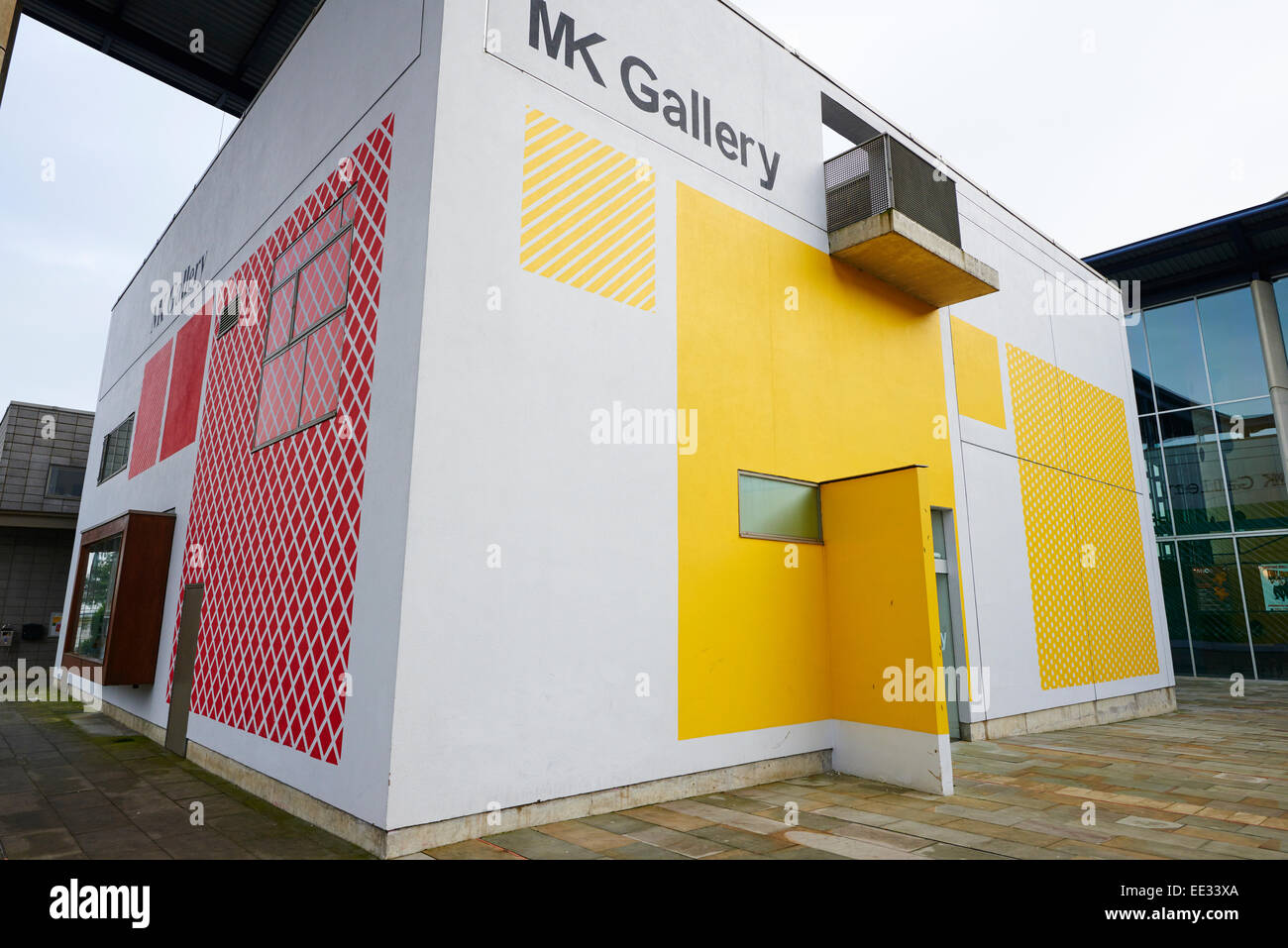 MK Gallery Designed By Andrzej Blonski Margaret Powell Square Milton Keynes Buckinghamshire UK Stock Photo