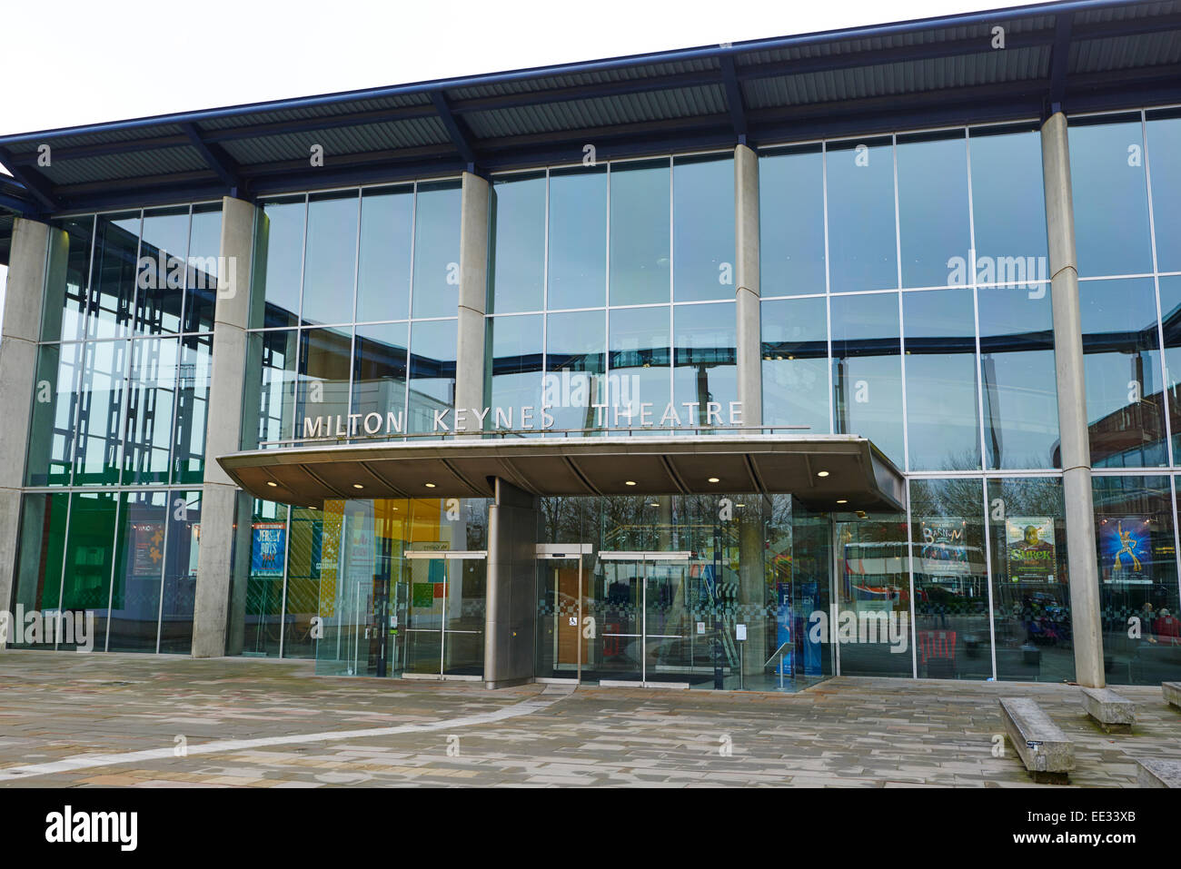 Milton Keynes Theatre Designed By Andrzej Blonski Margaret Powell Square Milton Keynes Buckinghamshire UK Stock Photo