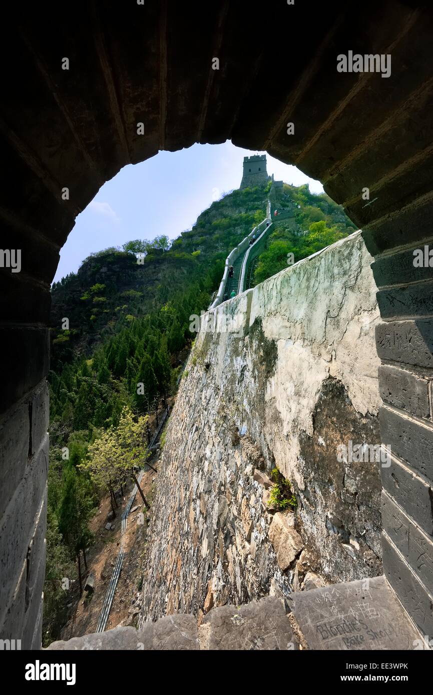 Climbing the great wall of china window hi-res stock photography and ...