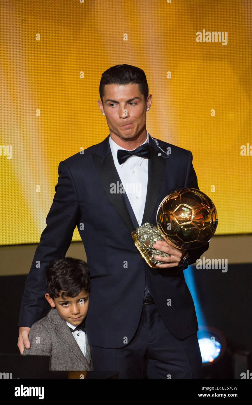 Cristiano ronaldo and cristiano jr hi-res stock photography and images -  Page 2 - Alamy