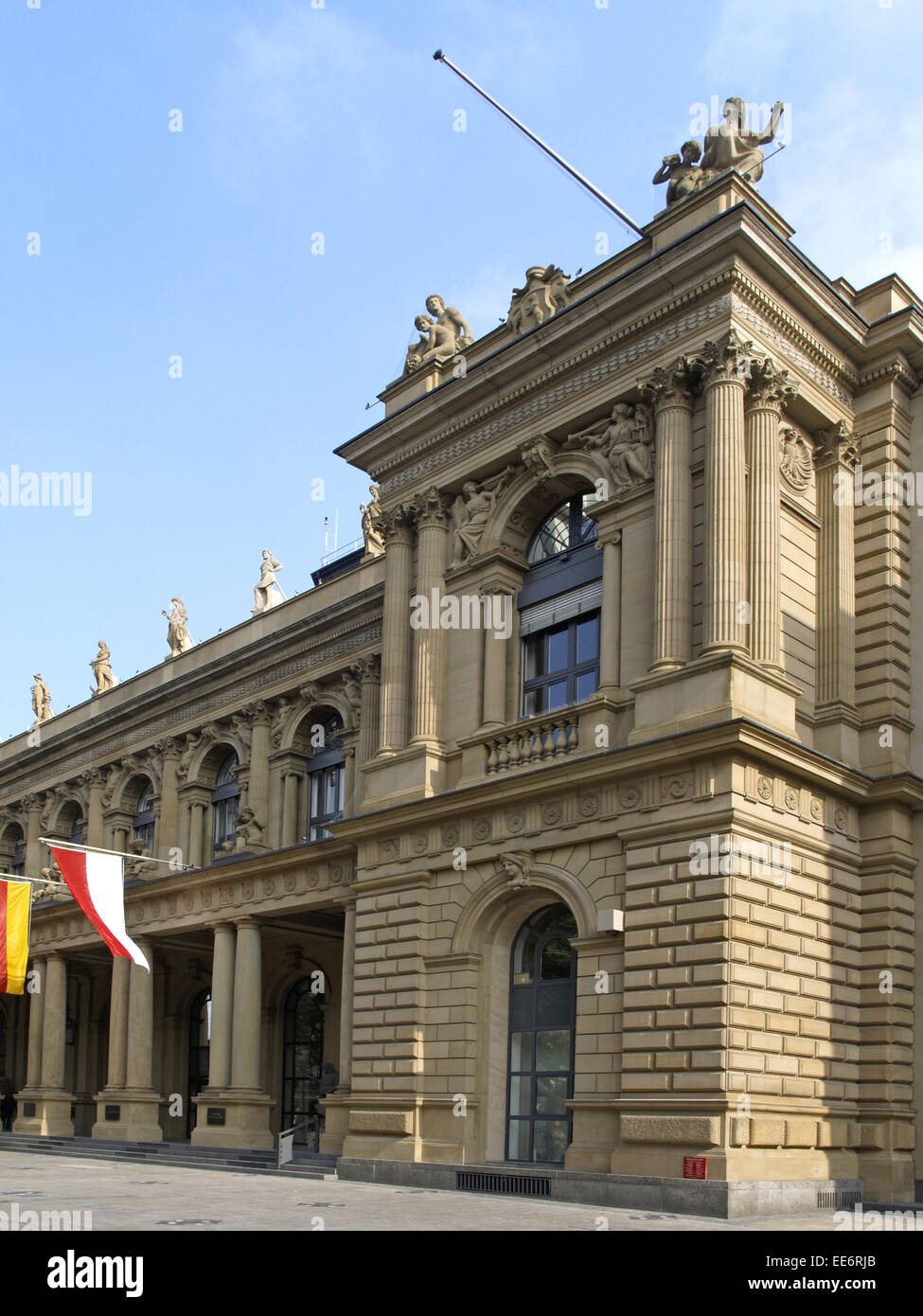 Wertpapierboerse hi-res stock photography and images - Alamy