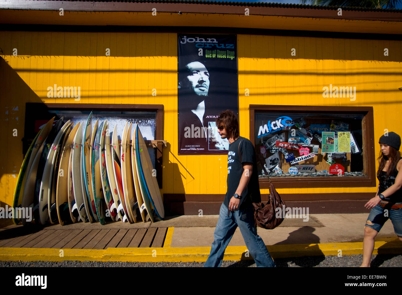 Shops surfers in Haleiwa. O'ahu. Hawaii. Historic Surf n Sea shop (1921