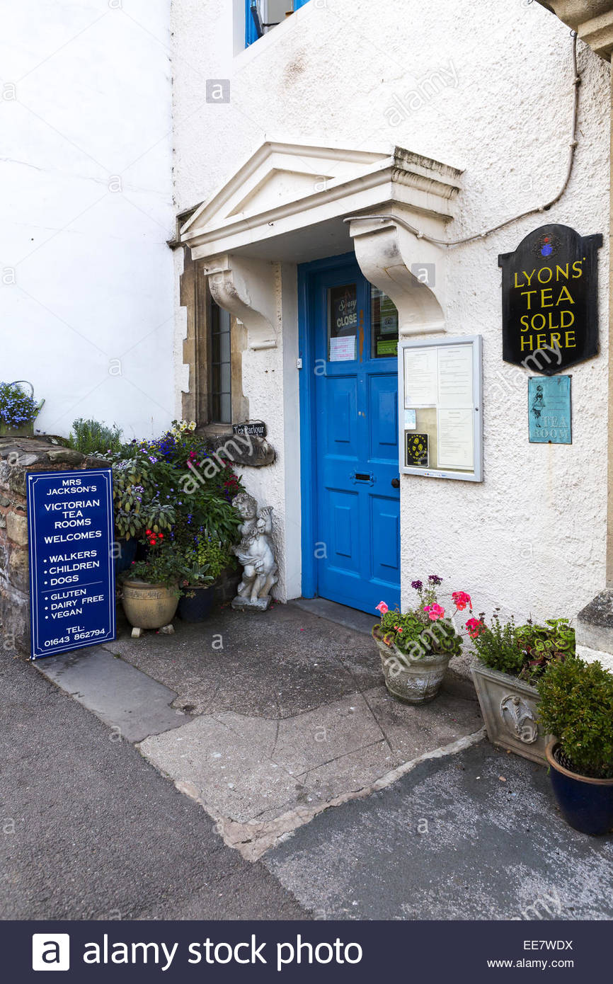 Lyons Tea Stock Photos & Lyons Tea Stock Images Alamy