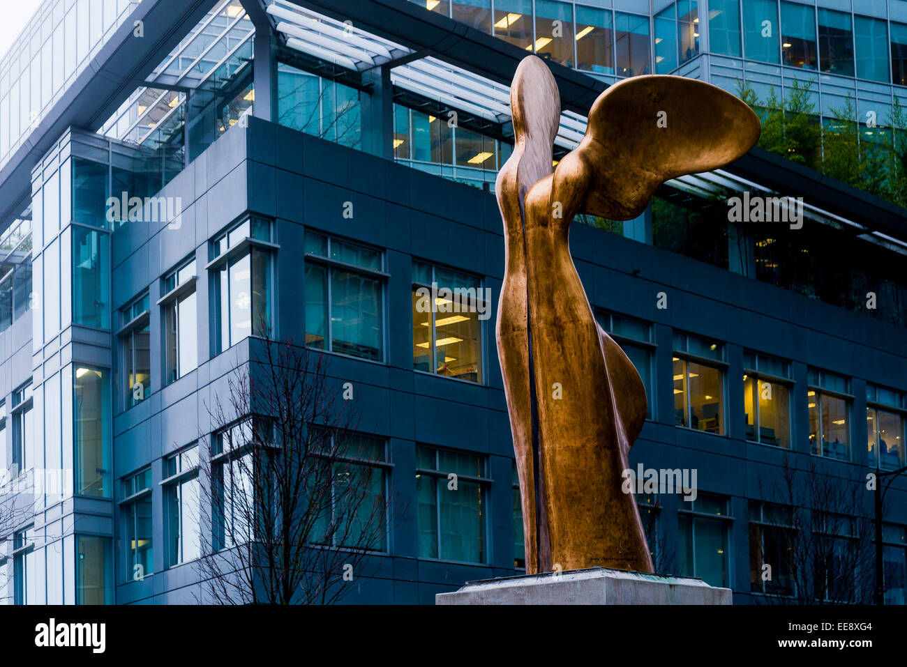 Statue called "Nike", the Greek Goddess of Victory, a gift from the city of  Plympia, Greece, to Vancouver Stock Photo - Alamy
